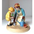 "Helping Mom" Figurine Good Housekeeping - Jess...