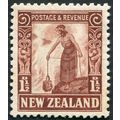 New Zealand 1935 1½d red-brown Perf 14x13½ SG55...