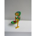 Kinder Surprise Toy 2001 K01-95 Parrot on Perch