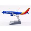 B737-8 SOUTHWEST AIRLINES REG: N8889Q W/STAND -...