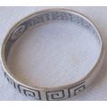 silver band ring