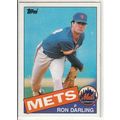 1985 Topps Ron Darling rookie baseball card #41...