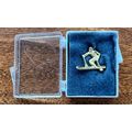 Gold toned Lapel/bag/shirt/hat pin Skier