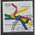 GER 1997 100pf '50TH ANN OF TOWN TWINNING MOVEM...