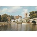 Postcard The Bridge and Church, Henley, Oxfords...