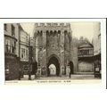 Hampshire SOUTHAMPTON Bargate Postcard by Stuar...