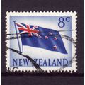 NEW ZEALAND 1960 SG 790 9d NATIONAL FLAG FINE U...