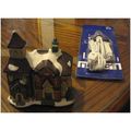 LIGHTED CHRISTMAS VILLAGE PORCELAIN SNOW CAP GR...