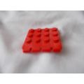 LEGO / RED CAR ROOF TILE (17/01)