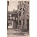 B686 BROADWAY - ENTRANCE TO COURTYARD, LYGON AR...