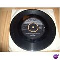 pat boone, spring rain. 1960 7". london , 45-hld 9138