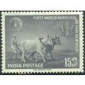 India 1959 - SG425 - 15np grey - "Agriculture" ...