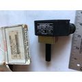 NEW NAMCO EE210-33380 PROXIMITY SWITCH 10-30VDC...