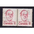 CANADA 1972 6c PEARSON PAIR USED SG698 X 2