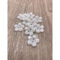 15mm White Baby and Children's Flower Buttons 2...