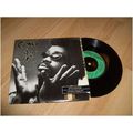 cameo, she`s strange. 1984 7" p/s. club , jab 25