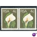 South Africa 1974 - SG 351a - 4c Arum Lily x 2 MNH
