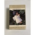 1995 Hallmark Keepsake Ornament Angel Bells Col...