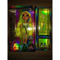 Rainbow High KARMA NICHOLS green Fashion Doll S...
