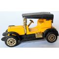MODEL CAR - YELLOW VINTAGE - 1:100