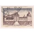 France 1957 - SG1353 - 25f brown & grey - Chate...