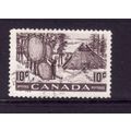 CANADA 1950 SG 432 10c DRYING FURS BROWN PURPLE...