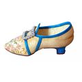 Willow Hall : Shoe Ornament : Harmony Circa 1784