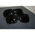2 Pair of Ladies Sunglasses Plastic Frames 1 Pa...