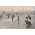 14 - Trouville - l'heure des bains