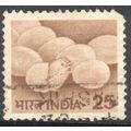 India stamps 1979 - SG 925a - 25p brown - Chick...