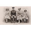 B35 THE ROYAL FAMILY GROUP POSTCARD