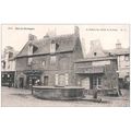 35 - Dol-de-Bretagne - la maison de Plaids et l...