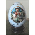 Porcelain egg Little Fiddler 1994 M. I. Hummel ...