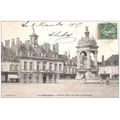 28 - Châteaudun - Hôtel de ville et fontaine