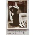 1938 Godfrey Phillips Beauties of Today 5th No. 35 Vickie Van