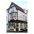 pu1331 - Ship & Castle Pub, Castle St, East Cow...