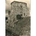 Vintage GB Postcard - Helmsley Castle, Yorkshir...