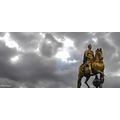 no 381: Hull: King Billy Rides the Storm.