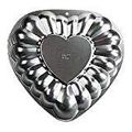 Wilton Cake Pan: Embossed Heart (2105-9340, 1993)