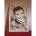 FRANK SINATRA. SINGER PRINTED SIGNED PHOTOGRAPH =