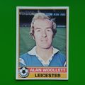 T0PPS 1977 RED BACK CARD ALAN WOOLLETT LEICESTE...
