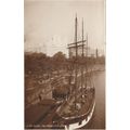 London The Embankment London Postcard (LN77678)