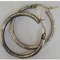 Engraved hoops earrings