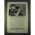 1940 General Electric Ad - Silk Stockings in Mo...