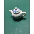 Teapot White with Blue Flowers (1) 1:12th scale...