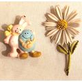 Vintage Easter Bunnies & Daisy Spring Flower Pi...