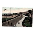 NICE PRINTED POSTCARD OF MARINE PARADE CLACTON-...