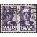 South Africa 1942 SG100 2d Violet Fine Used Pair .