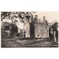 EC84 HUNTLY CASTLE.. RP POSTCARD