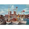 Oslo Radhuset Norway Postcard posted creased